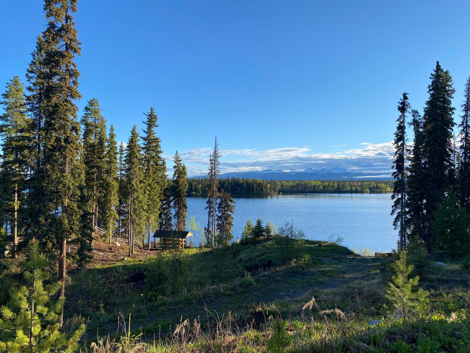 Red Cariboo Resort Anahim Lake Exterior foto